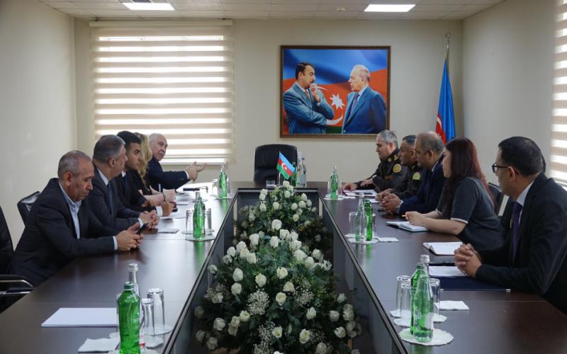 FHN yanında İctimai şuranın üzvləri Xüsusi Riskli Xilasetmə Xidmətində görüş keçiriblər - FOTOLAR